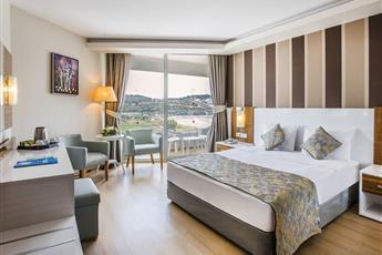 Palm Wings Ephesus Beach Resort 5*