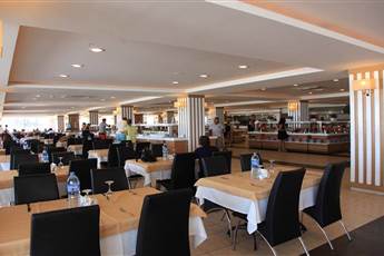 Palm Wings Kusadasi Beach Resort & Spa 5*