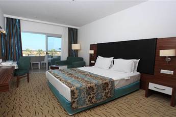 Palm Wings Kusadasi Beach Resort & Spa 5*