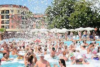 Palmeras Beach Hotel