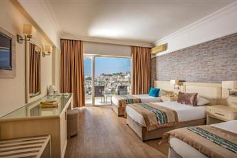 Palmin Hotel Kusadasi 4*