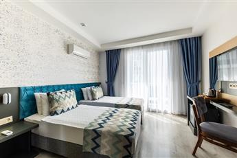 Palmora Lara Hotel