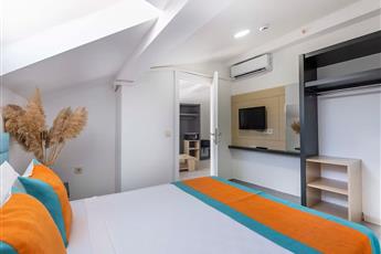 Palmora Lara Hotel