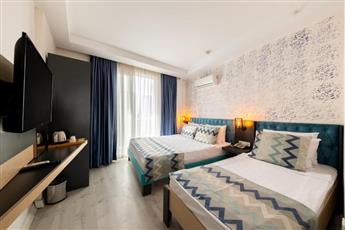 Palmora Lara Hotel