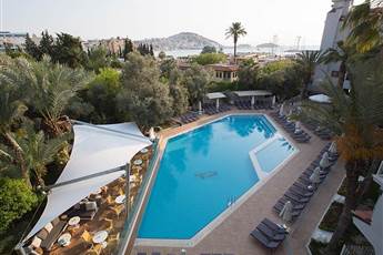 Paloma Marina Suites - Adult Only