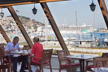 Paloma Marina Suites - Adult Only