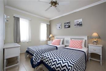 Paloma Marina Suites - Adult Only