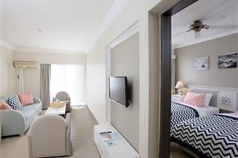 Paloma Marina Suites - Adult Only