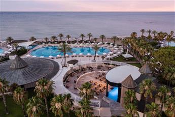 Papillon Belvil Holiday Village
