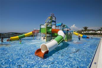 Papillon Belvil Holiday Village