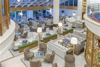 Papillon Belvil Holiday Village