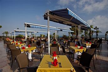 Papillon Belvil Holiday Village