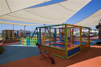 Papillon Belvil Holiday Village