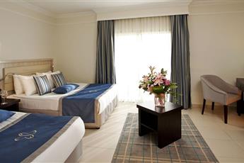 Papillon Belvil Holiday Village