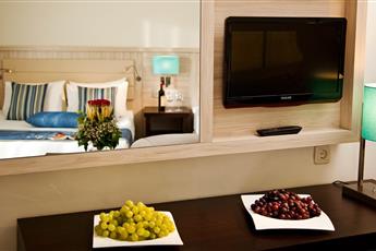 Papillon Belvil Holiday Village