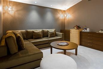 Papillon Belvil Holiday Village