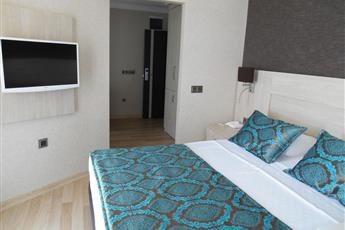 Parador Beach Hotel 3*