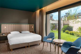 Park Inn by Radisson Istanbul Airport Odayeri 4*