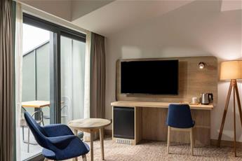 Park Inn by Radisson Istanbul Airport Odayeri 4*