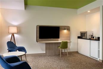 Park Inn by Radisson Istanbul Airport Odayeri 4*