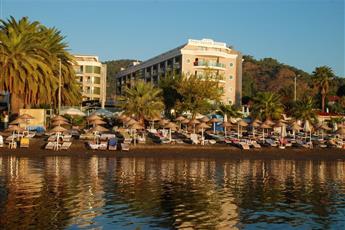 Pasa Beach Hotel 4*