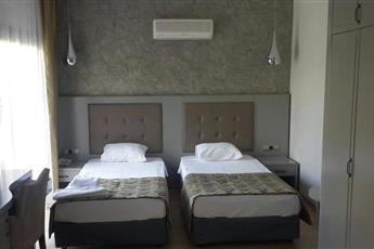 Pasa Garden Beach Hotel 4*