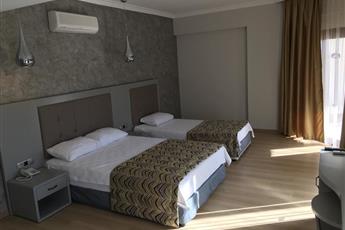 Pasa Garden Beach Hotel 4*