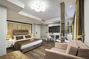 Pell Palace Hotel & Spa