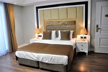 Pell Palace Hotel & Spa