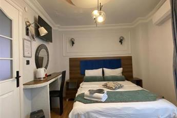 Pembe Kosk Old City Center 3*