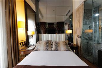 Pera Center Hotel 4*