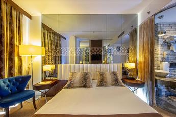 Pera Center Hotel 4*