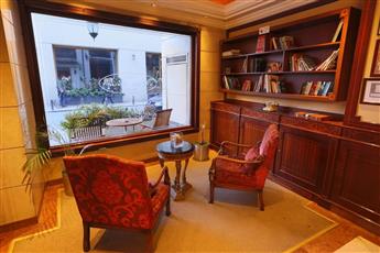 Pera Rose Hotel