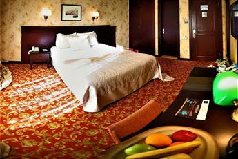 Pera Rose Hotel