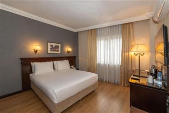 Pera Rose Hotel