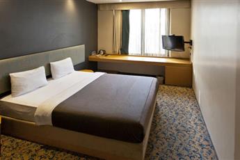 Pera Tulip Hotel 4*