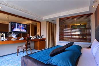 Pera Tulip Hotel