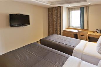 Pera Tulip Hotel