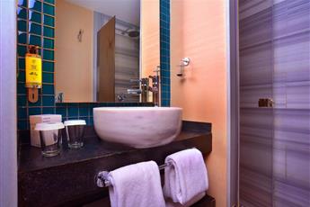 Pera Tulip Hotel