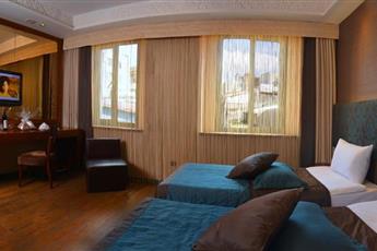 Pera Tulip Hotel
