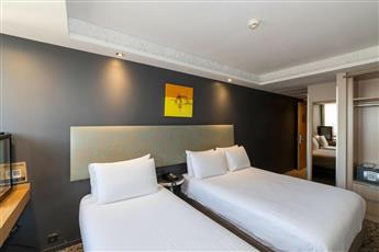 Pera Tulip Hotel