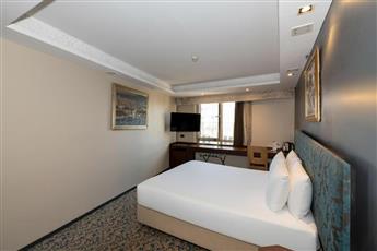 Pera Tulip Hotel