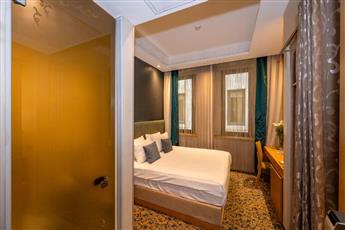 Pera Tulip Hotel