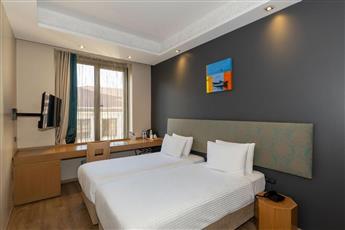 Pera Tulip Hotel