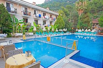 Perdikia Beach Hotel 3*