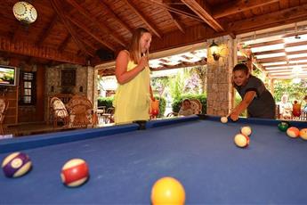 Perdikia Beach Hotel
