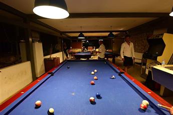 Perdikia Hill Hotels & Villas 4*