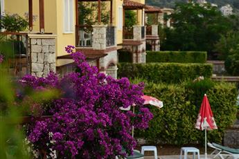 Perdikia Hill Hotels & Villas 4*