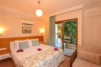 Perdikia Hill Hotels & Villas 4*