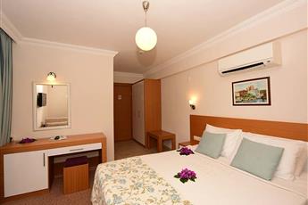 Perdikia Hill Hotels & Villas 4*